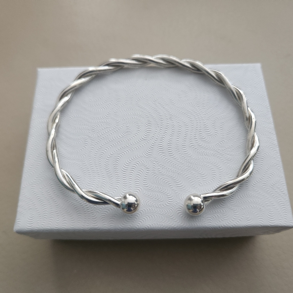 Eden Hand Arts Sterling Silver Open Twist  Bracelet
